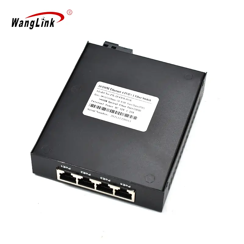 Product gallery: CF401P | 10/100mbps 4 RJ45 1 fiber port media converter fiber to ethernet poe